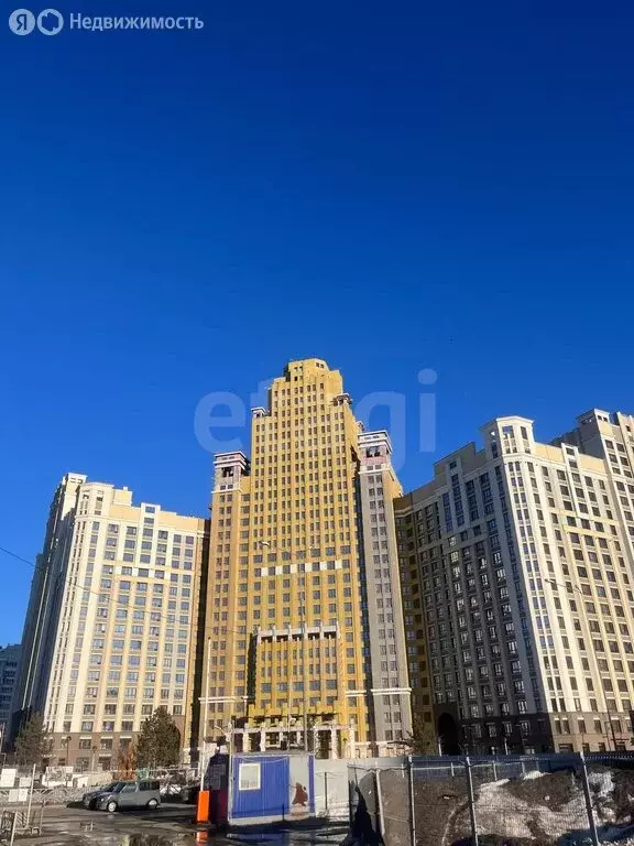 2-комнатная квартира: Екатеринбург, улица Щорса, 53 (70 м) - Фото 1