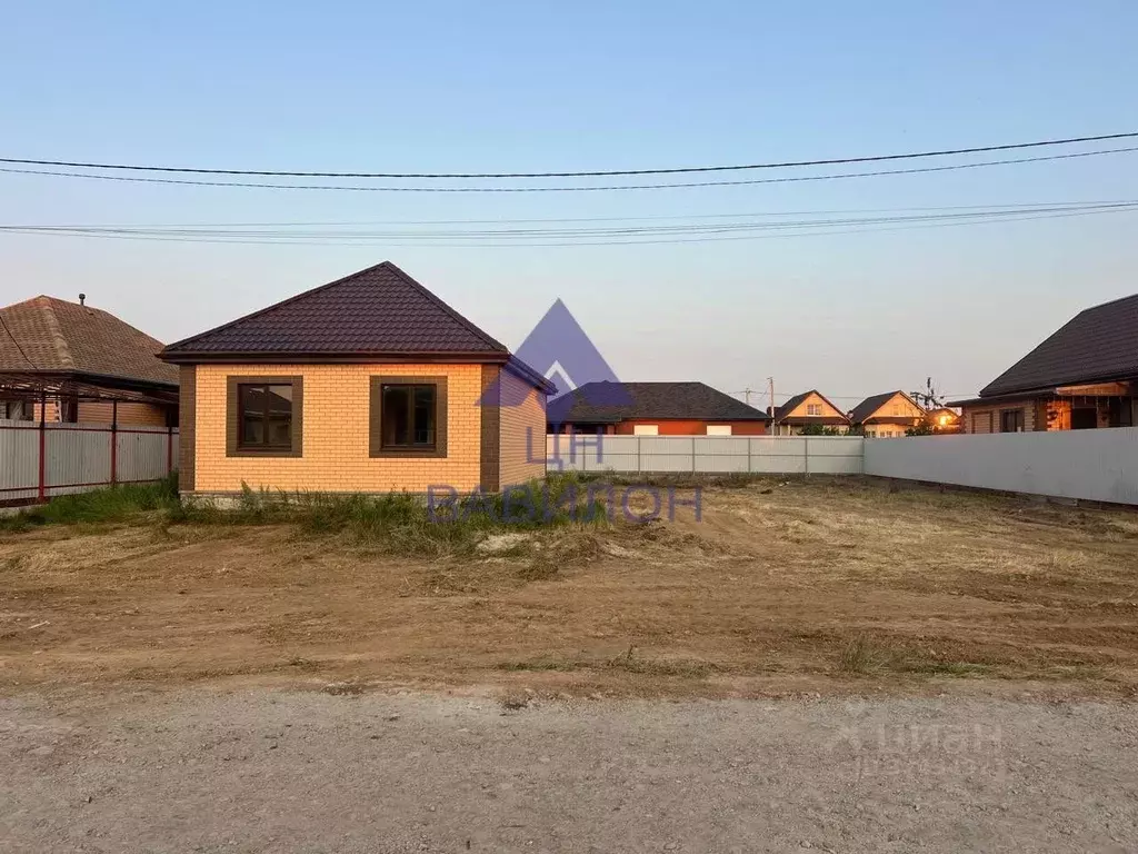 Дом в Ростовская область, Волгодонск пер. Лозновский (75 м) - Фото 1