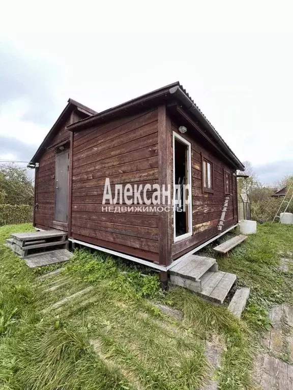 Дом в Ленинградская область, Тосненский район, Красный Бор пгт ул. ... - Фото 1
