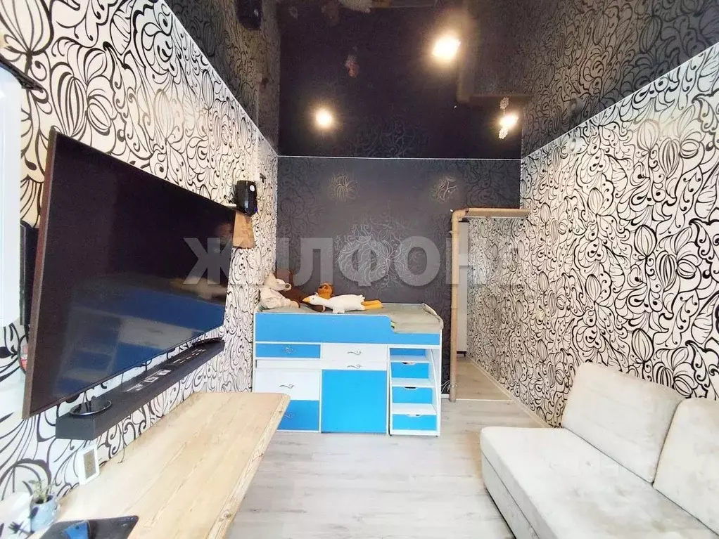 Комната Новосибирская область, Новосибирск ул. Ватутина, 33 (14.6 м) - Фото 2