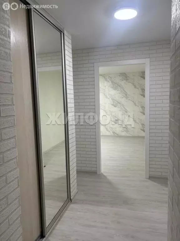 2-комнатная квартира: Томск, Енисейская улица, 8 (51 м) - Фото 1