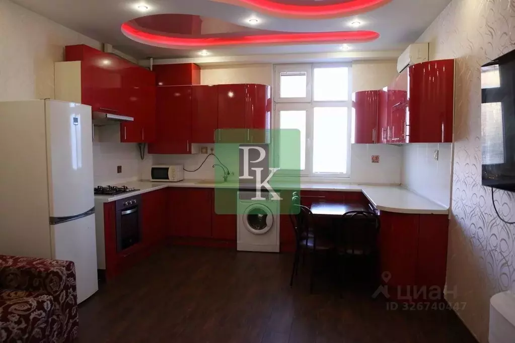 1-к кв. Севастополь просп. Победы, 2б (55.0 м) - Фото 1