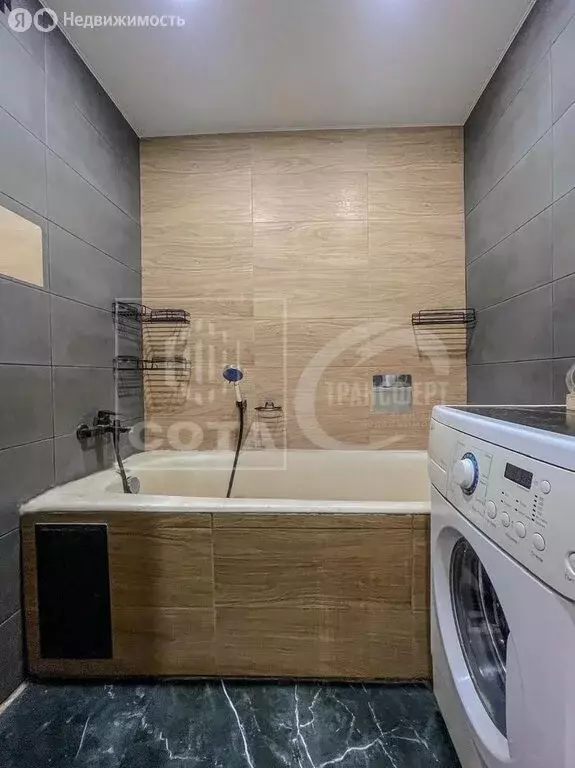 3-комнатная квартира: Воронеж, улица Хользунова, 110 (63.4 м) - Фото 0