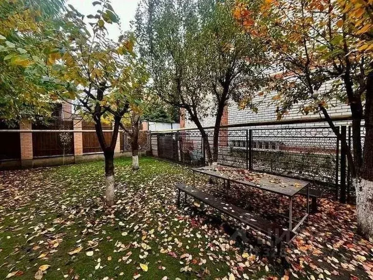 Дом в Краснодарский край, Краснодар Интернациональный бул., 51 (325 м) - Фото 1