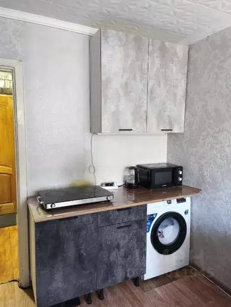 1-к кв. Белгородская область, Старый Оскол Интернациональный мкр, 13 ... - Фото 0