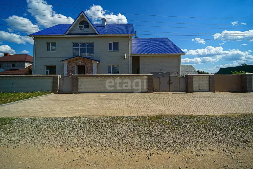 Дом в Пермский край, с. Троица ул. Героя Куфонина, 6 (504 м) - Фото 1