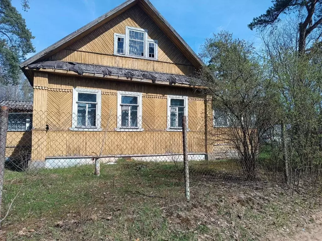 Дом в Ленинградская область, Луга Партизанская ул. (49 м) - Фото 0
