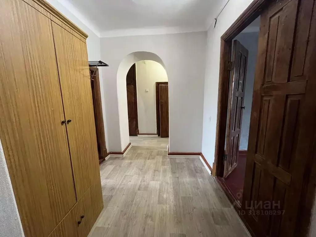 3-к кв. Кемеровская область, Новокузнецк просп. Курако, 22 (80.0 м) - Фото 0