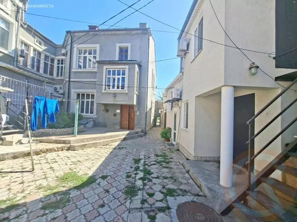 5-комнатная квартира: Евпатория, улица Революции, 23 (115 м) - Фото 1