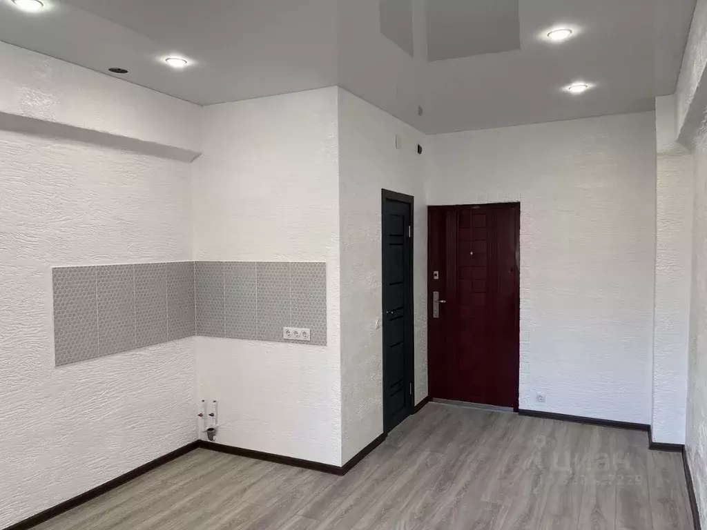 Студия Красноярский край, Красноярск ул. 52-й Квартал, 2 (19.6 м) - Фото 1