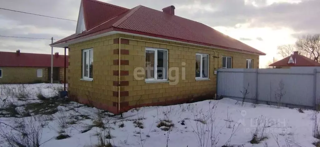 Дом в Белгородская область, Ивня рп ул. Рассветная, 8 (33 м) - Фото 0