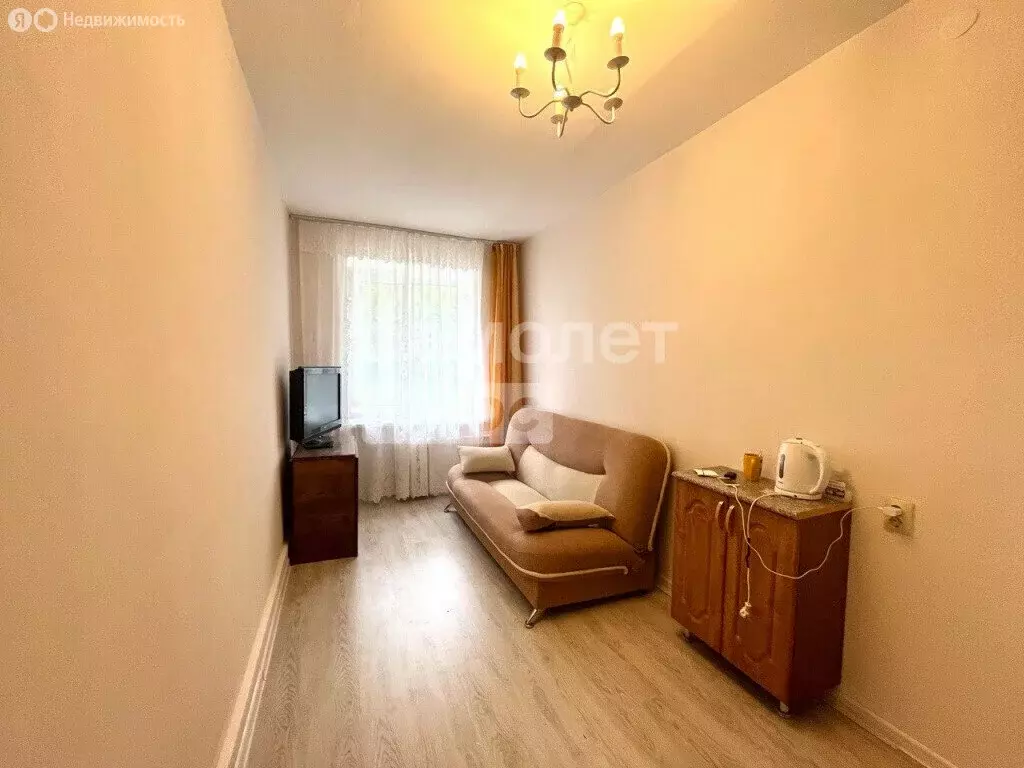 1к в 4-комнатной квартире (12 м) - Фото 1