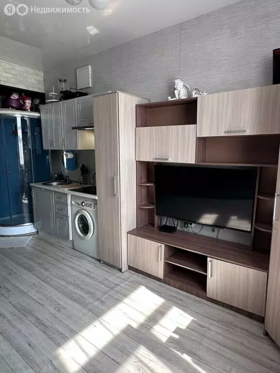 1к в 9-комнатной квартире (17.8 м) - Фото 1