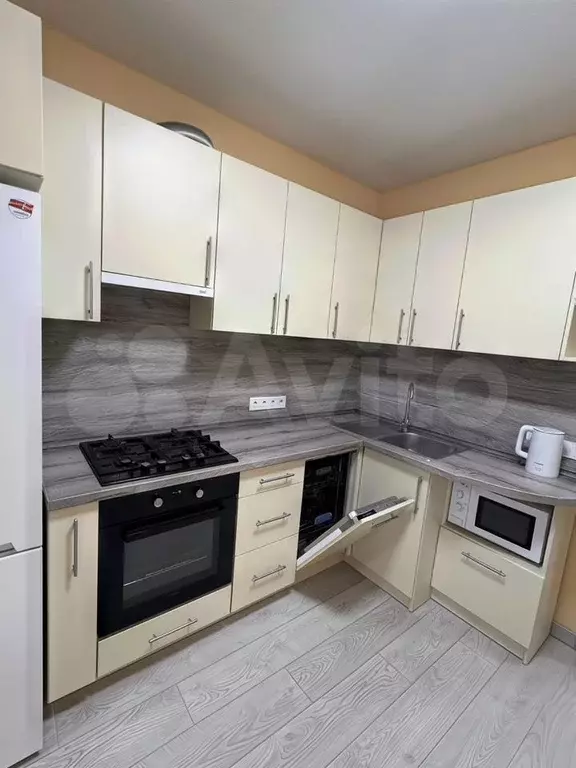 1-к. квартира, 32,5 м, 2/5 эт. - Фото 0