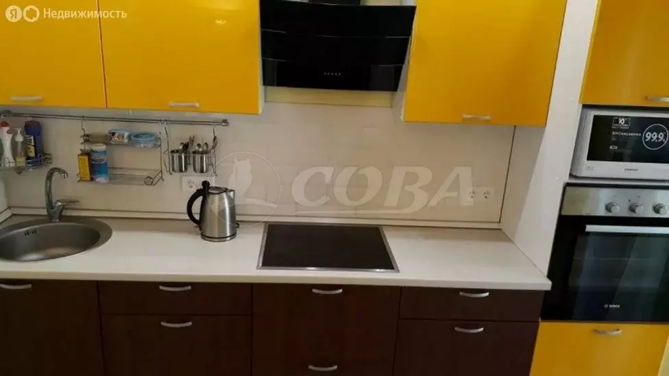 2-комнатная квартира: Тюмень, улица 50 лет Октября, 57Ак1 (56 м) - Фото 2