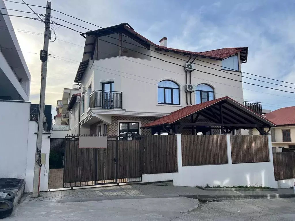 Таунхаус в Краснодарский край, Геленджик ул. Рыбникова, 50к1 (171 м) - Фото 2