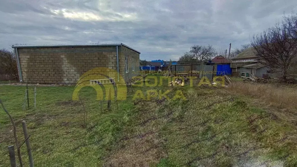 Дом в Краснодарский край, Темрюкский район, Новотаманское с/пос, пос. ... - Фото 2