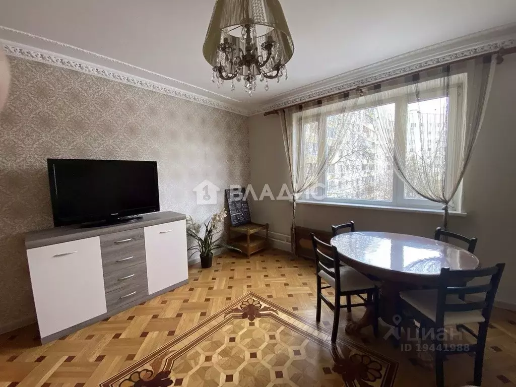 3-к кв. Москва ул. Декабристов, 11 (65.0 м) - Фото 0