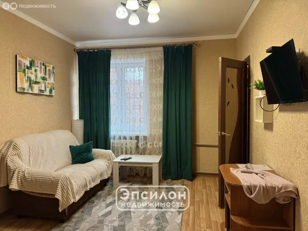 2-комнатная квартира: Курск, улица Льва Толстого, 10А (31.4 м) - Фото 1