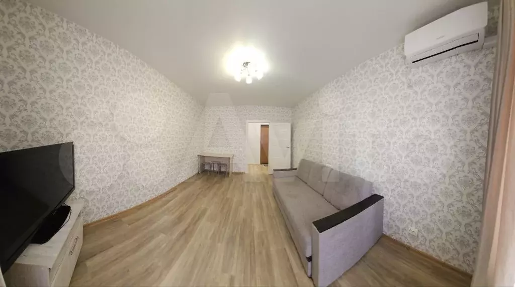 1-к. квартира, 40 м, 2/17 эт. - Фото 1