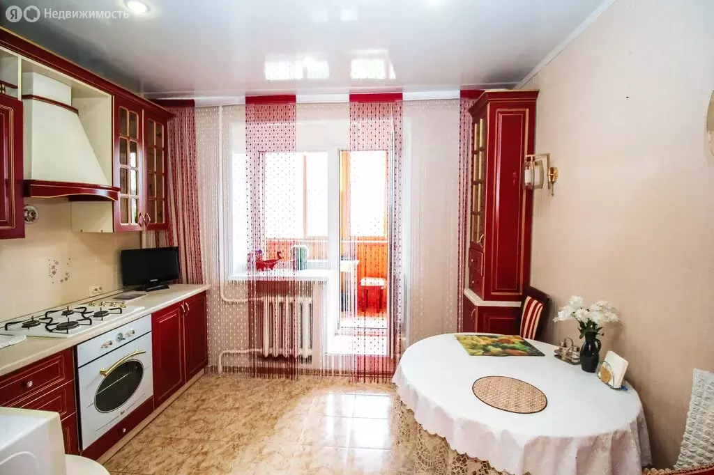 2-комнатная квартира: Ульяновск, Железнодорожная улица, 45 (74.4 м) - Фото 1