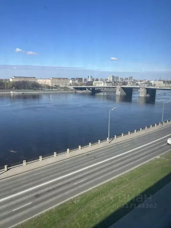 2-к кв. Санкт-Петербург Октябрьская наб., 70К1 (44.1 м) - Фото 0