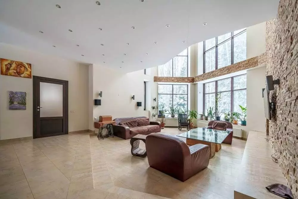 Дом в Московская область, Химки 9 Мая ул., 12д (720 м) - Фото 1