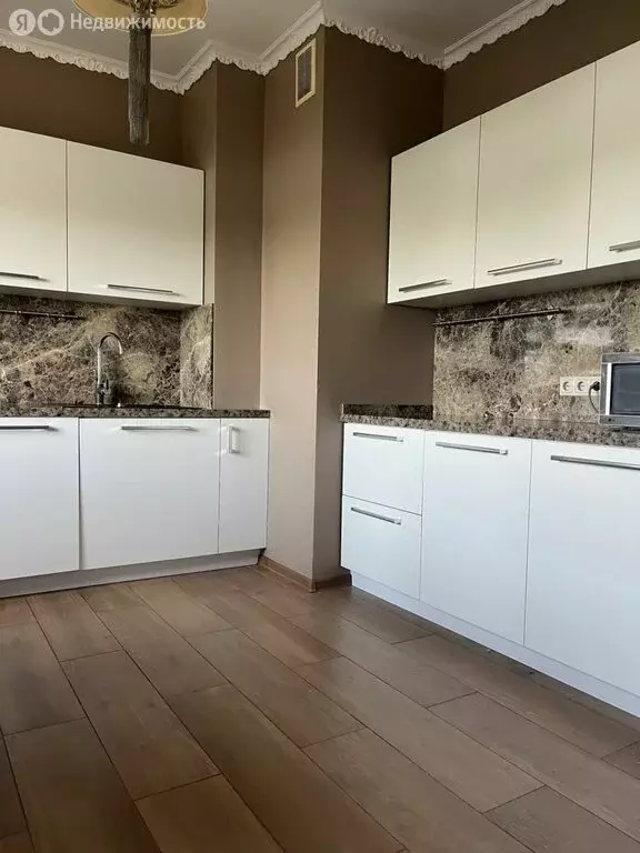 3-комнатная квартира: Нижний Новгород, улица Родионова, 27 (78.8 м) - Фото 1