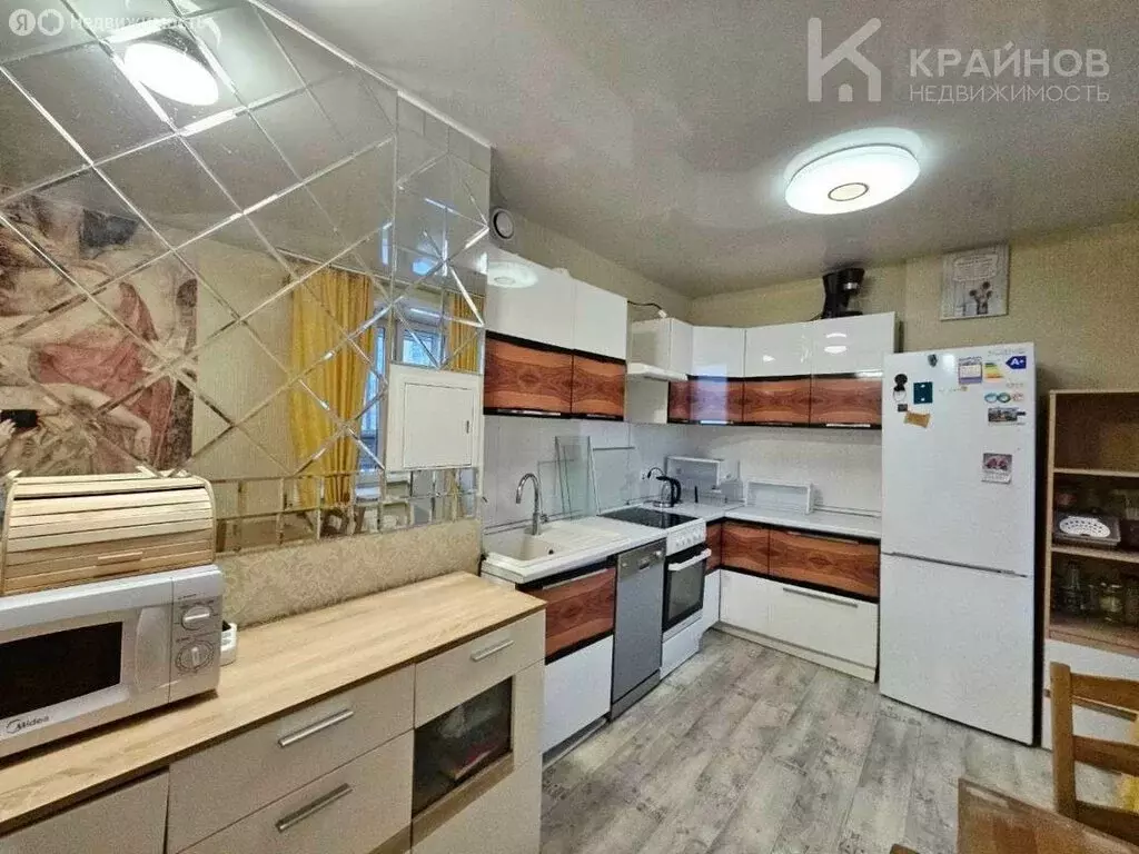 3-комнатная квартира: Воронеж, Олимпийский бульвар, 6 (85.7 м) - Фото 1