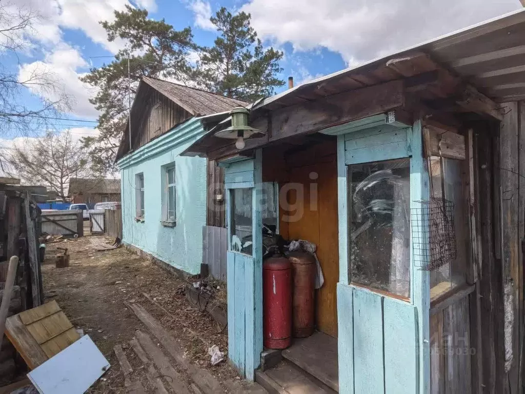 3-к кв. Амурская область, Белогорский муниципальный округ, с. ... - Фото 1