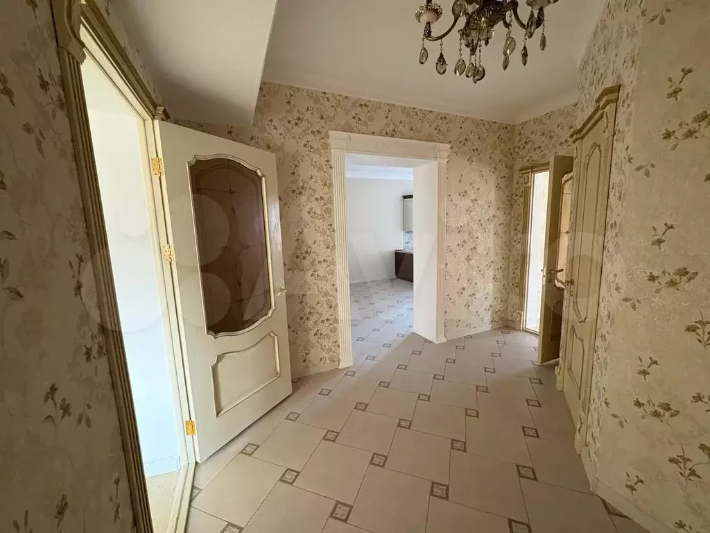 2-к. квартира, 101 м, 3/7 эт. - Фото 0