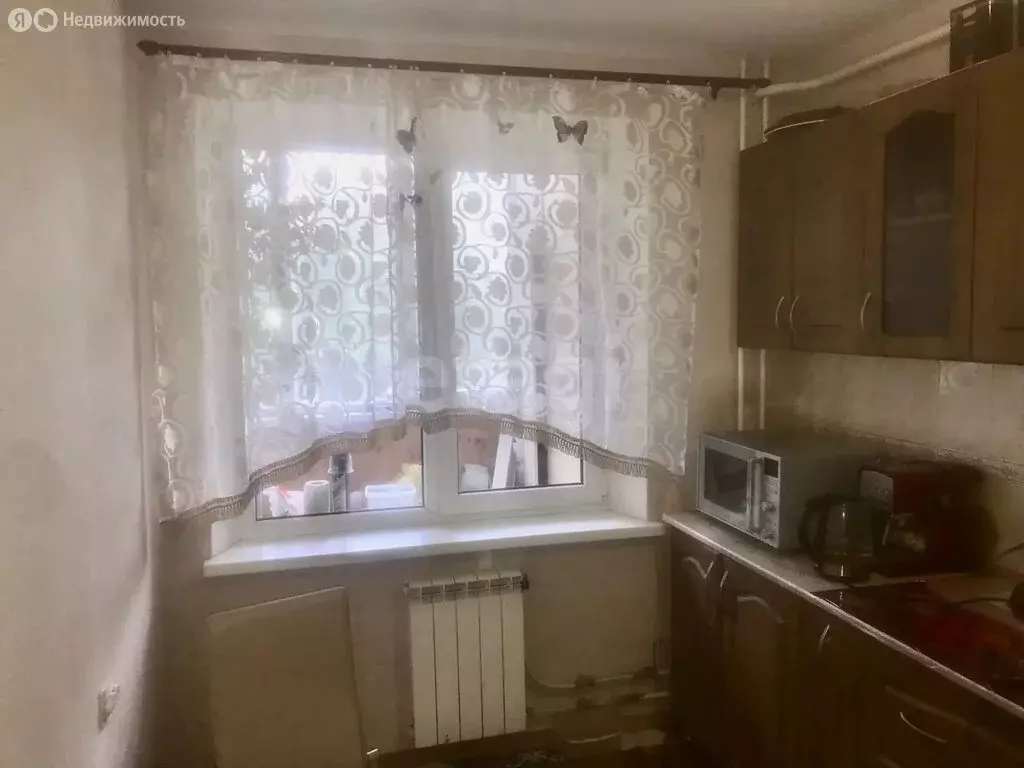 3-комнатная квартира: Волгоград, микрорайон Жилгородок, Ессентукская ... - Фото 2
