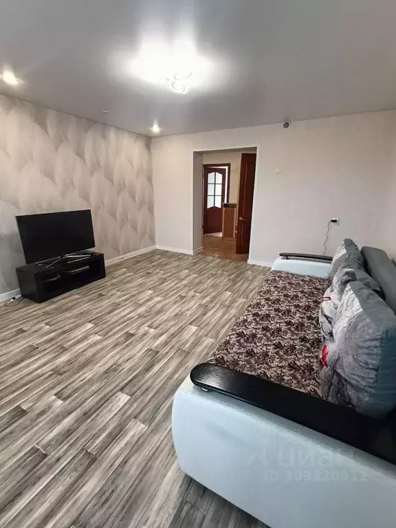 4-к кв. Красноярский край, Назарово ул. Арбузова, 114 (76.7 м) - Фото 0