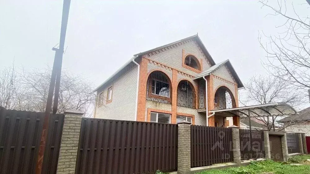 Дом в Краснодарский край, Крымск Адагумская ул. (420 м) - Фото 0