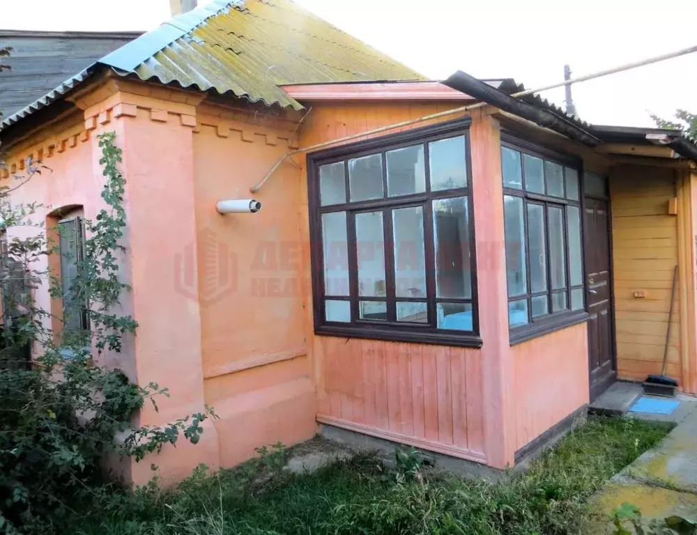 Дом в Астраханская область, Астрахань Кишиневская ул. (83 м) - Фото 0