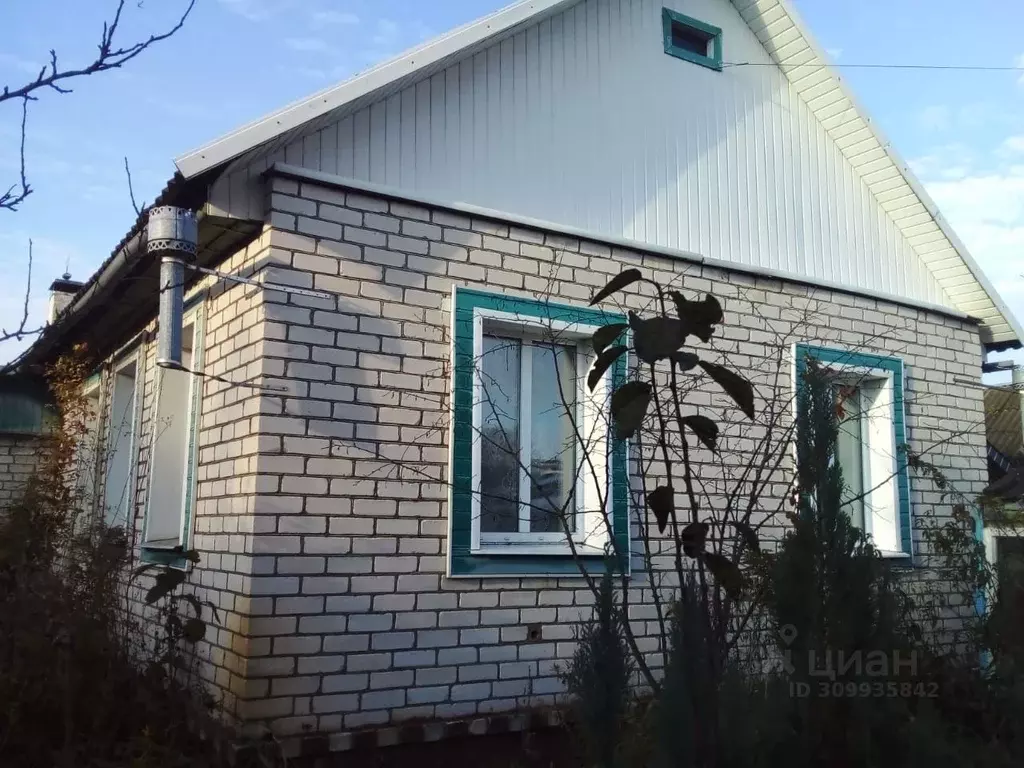 Дом в Брянская область, Карачев Лесопильная ул. (73 м) - Фото 1