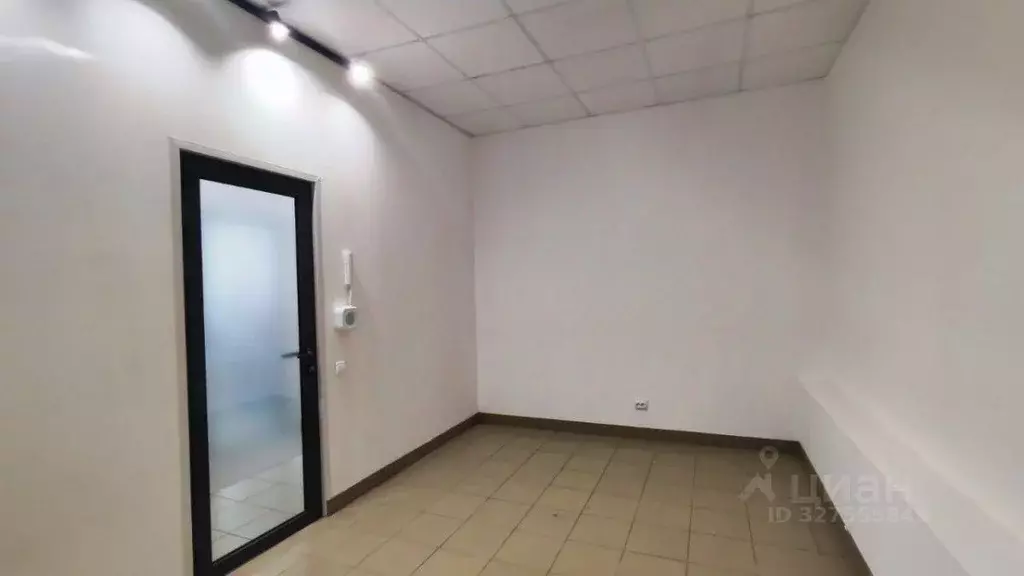 Помещение свободного назначения в Новгородская область, Великий ... - Фото 2