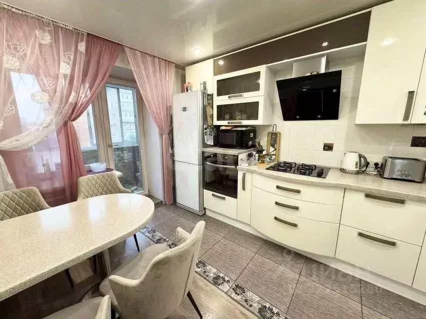 3-к кв. Вологодская область, Вологда ул. Челюскинцев, 47 (86.2 м) - Фото 2