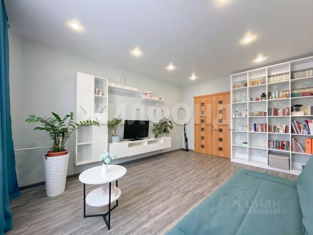 3-к кв. Новосибирская область, Новосибирск ул. Фадеева, 85 (62.8 м) - Фото 2