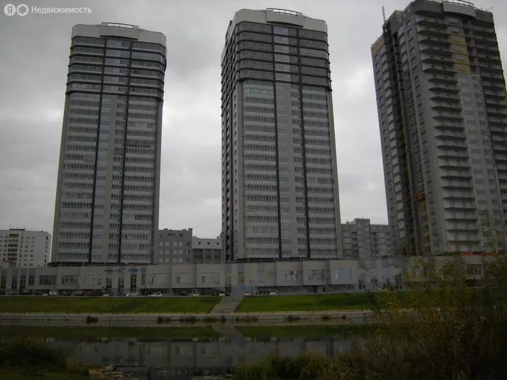 3-комнатная квартира: Екатеринбург, улица Юмашева, 11 (104.5 м) - Фото 2