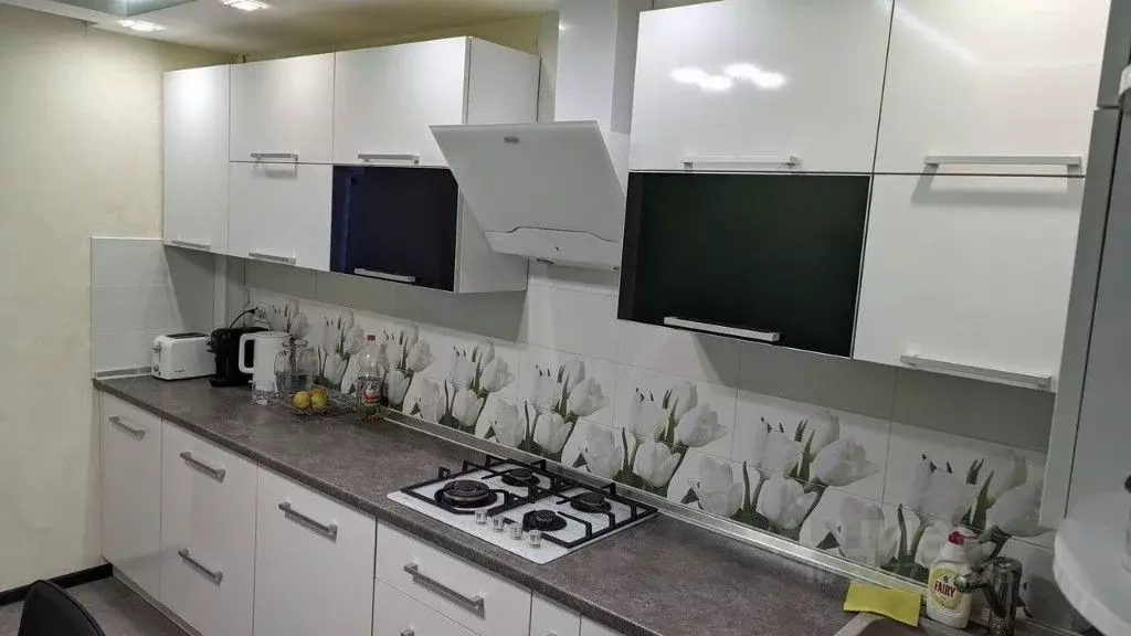 3-к кв. Крым, Симферополь ул. Имени Мате Залки, 23А (65.0 м) - Фото 1