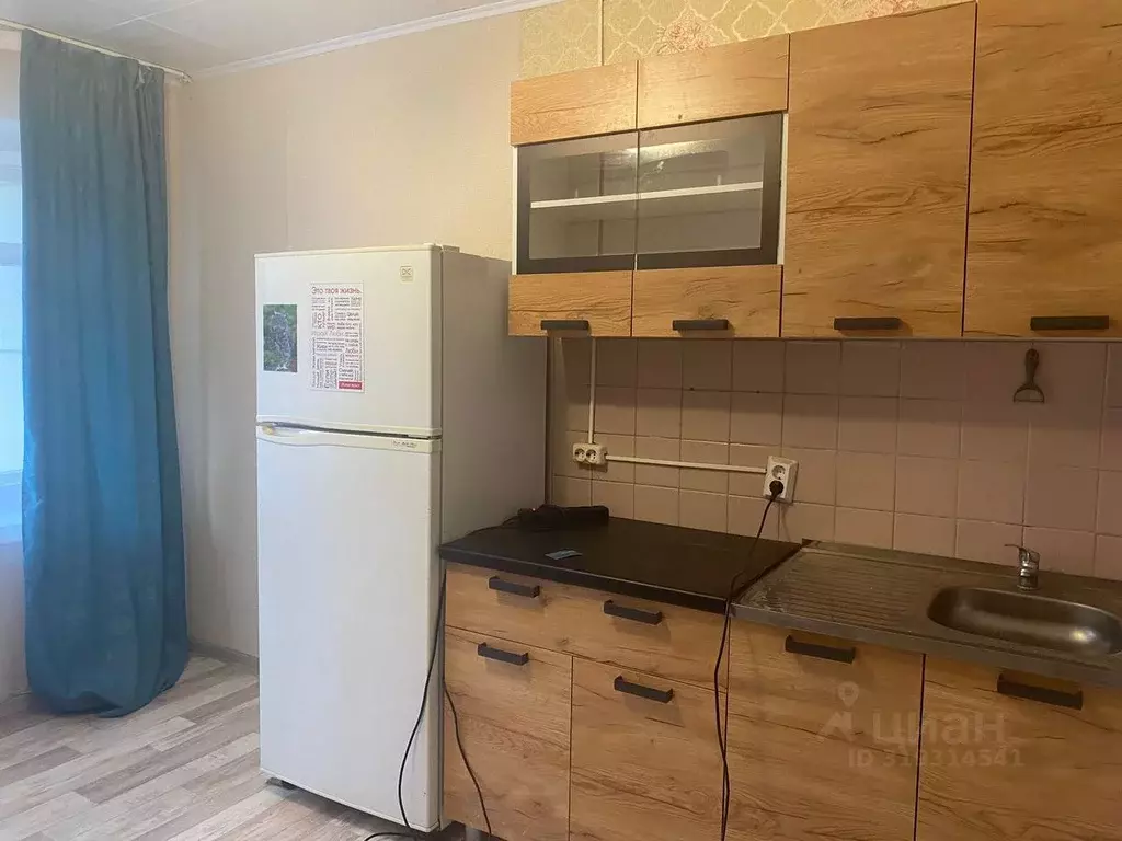 Комната Челябинская область, Миасс просп. Октября, 4 (11.0 м) - Фото 0