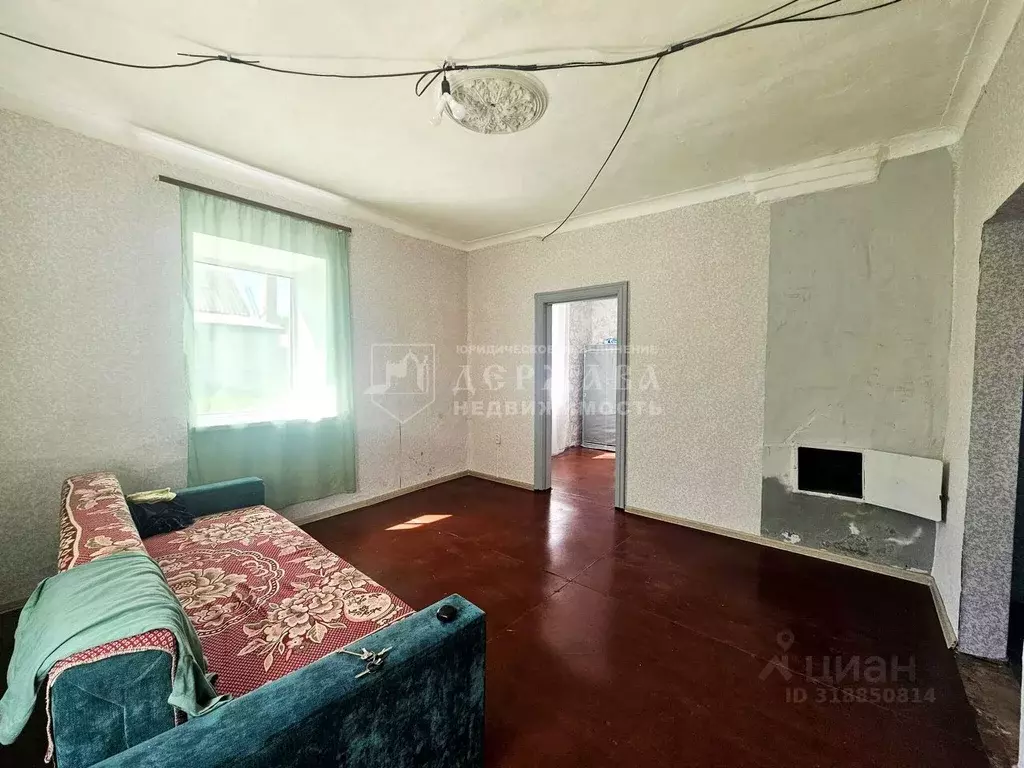 Дом в Кемеровская область, Кемерово ул. Коминтерна (40 м) - Фото 1