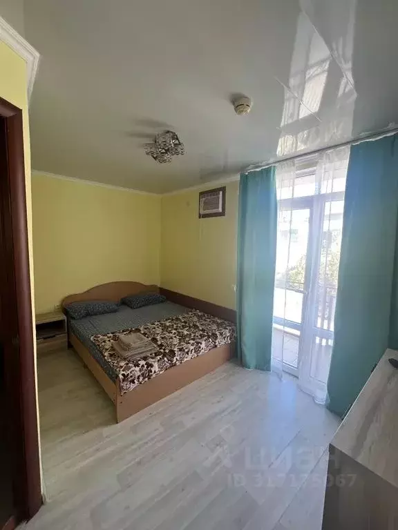 Комната Краснодарский край, Геленджик ул. Шевченко, 33 - Фото 1