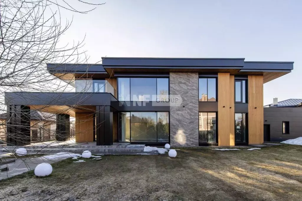 Коттедж, 850 м - Фото 1