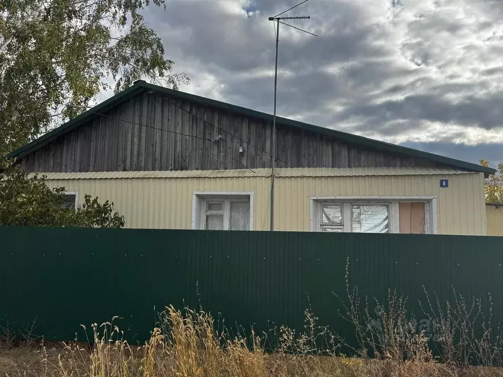 Дом в Саратовская область, Энгельсский район, Безымянское ... - Фото 1