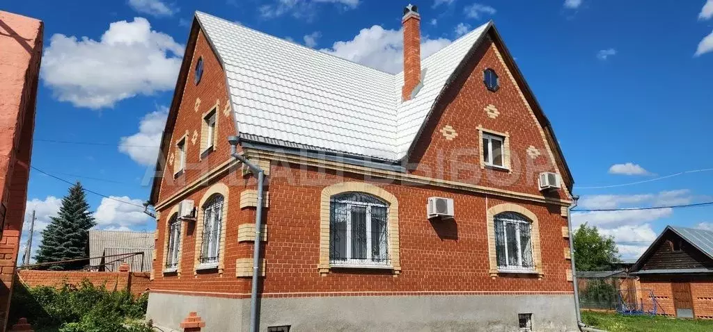 Дом в Тюменская область, Тюменский район, с. Успенка  (238 м) - Фото 0