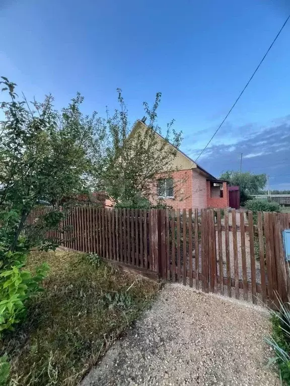 Дом в Липецкая область, Усманский муниципальный округ, с. Излегоще ул. ... - Фото 1