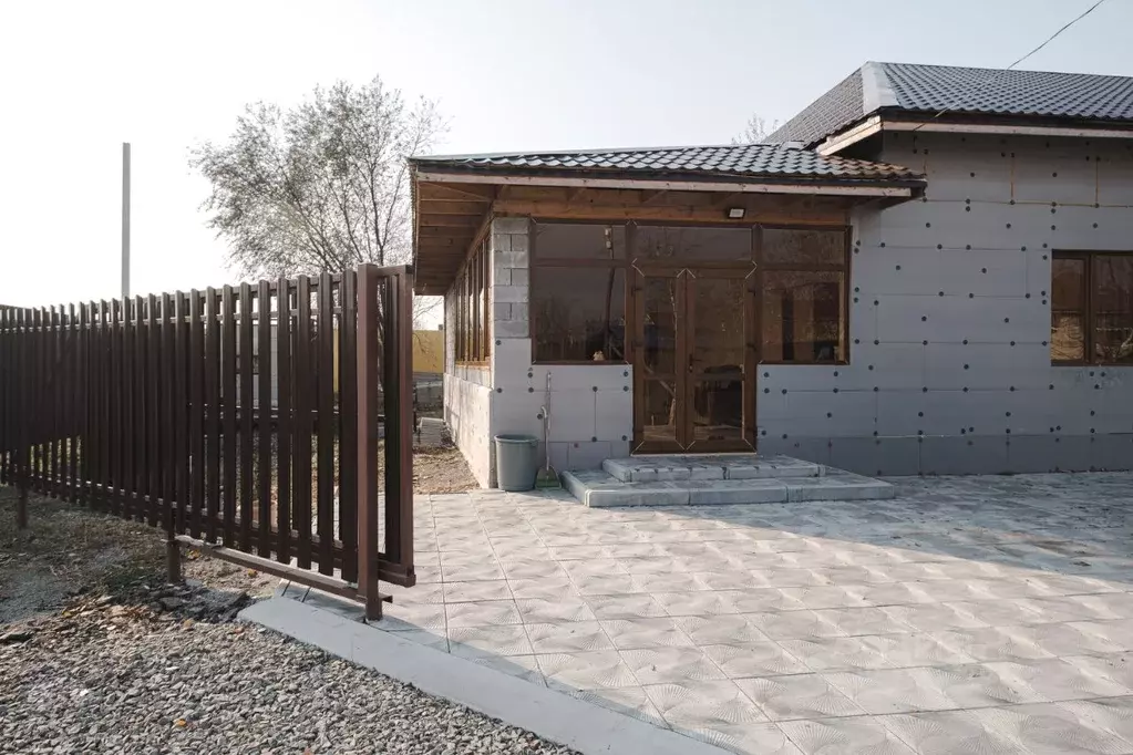 Коттедж в Хабаровский край, Хабаровский район, с. Мирное пер. ... - Фото 2