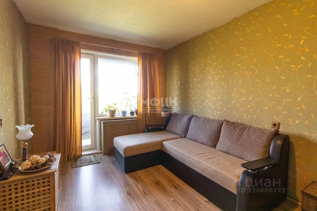 2-к кв. Карелия, Петрозаводск ул. Антонова, 12А (44.6 м) - Фото 0